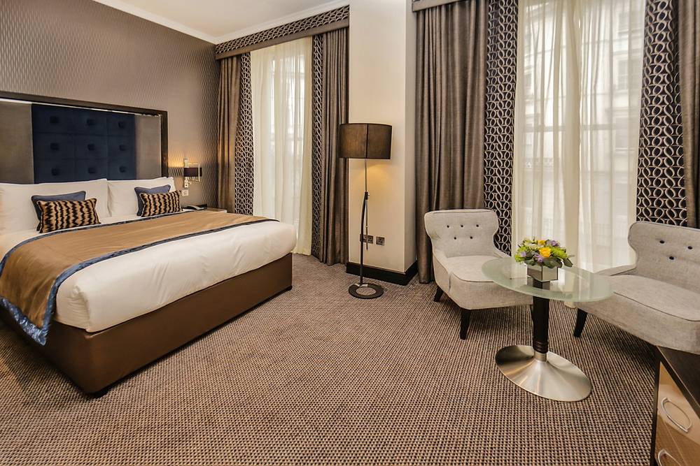 London Hotel Westbourne Luxury Suite